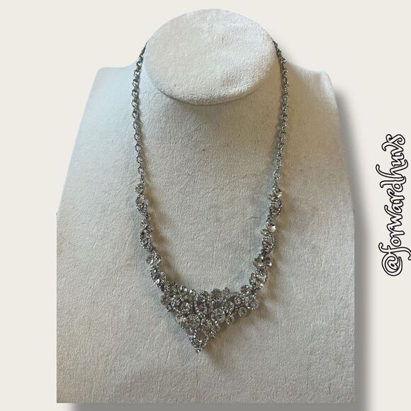 Glamorous Silvertone Necklace with Glass-Rhinestone Embellishments - Picture 7 of 10